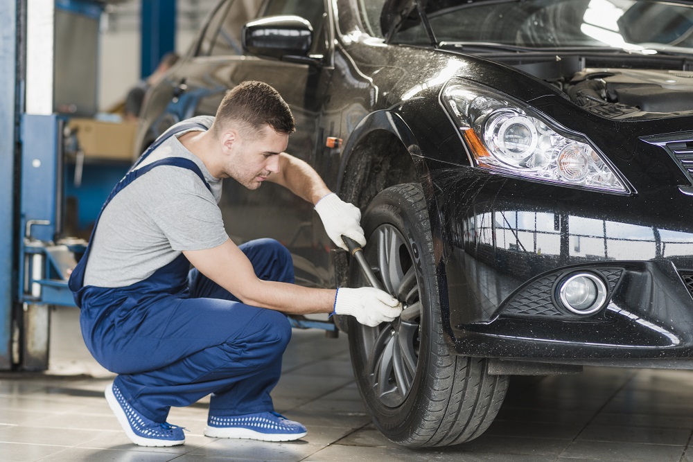 Najlepsze klucze dynamometryczne do kół – Ranking Najlepsze klucze dynamometryczne do kół - Ranking